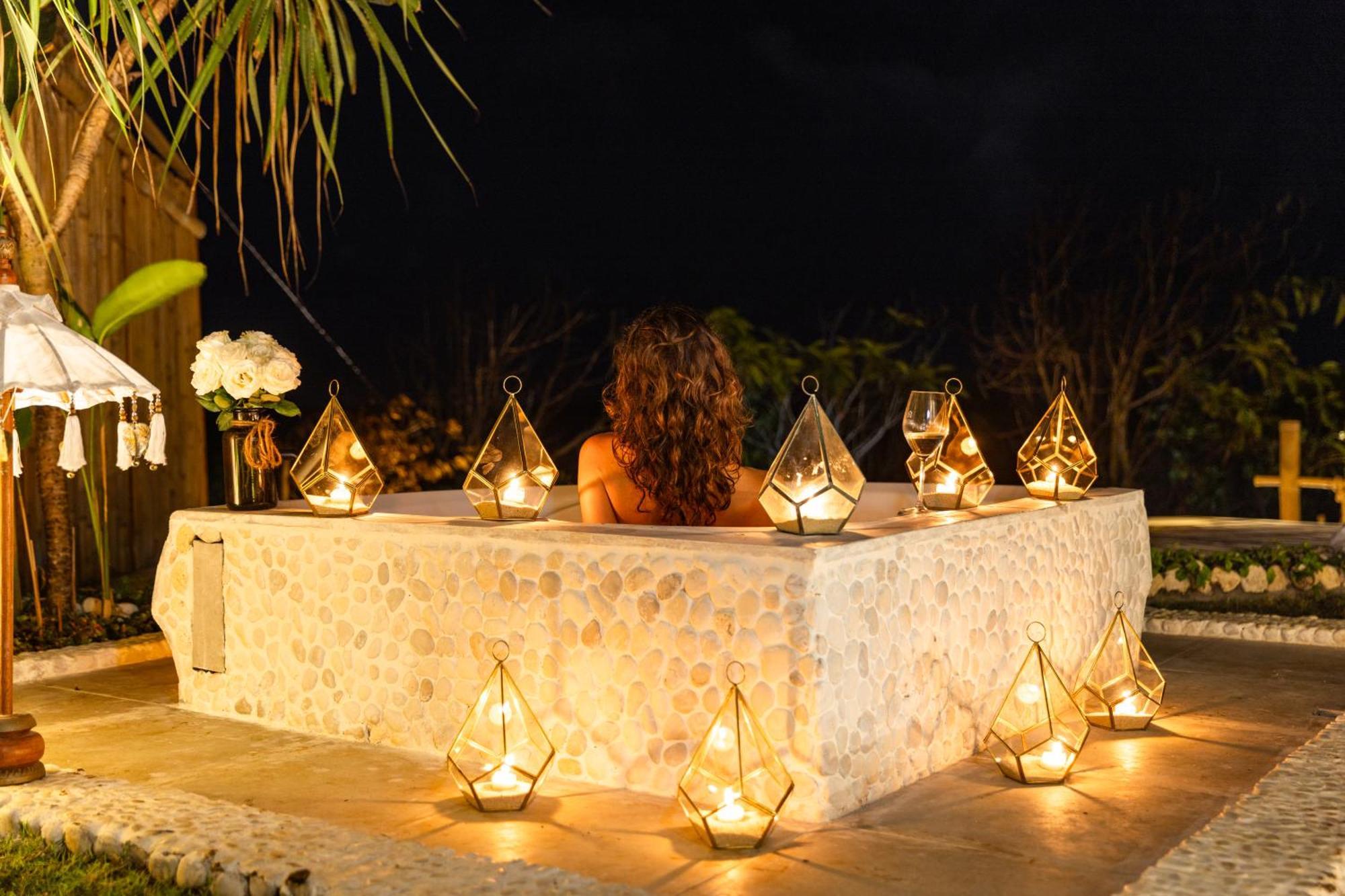 Bubble Hotel Nyang Nyang - Adults Only Uluwatu Екстериор снимка